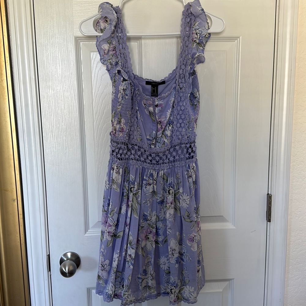 Cute Lavender Floral Dress!